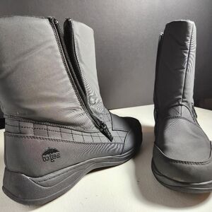 Ladies waterproof boots